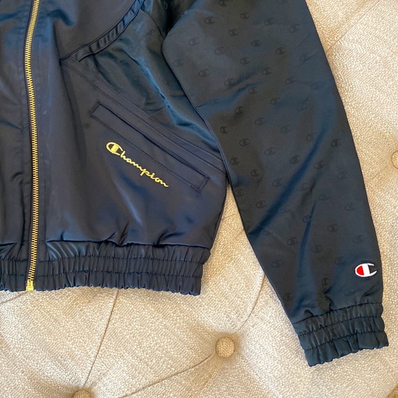 Champion satin bomber jacket w/2 different fabric patterns & gold zipper Sz XS - Picture 2 of 5